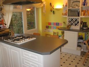 Kitchen Dining Area