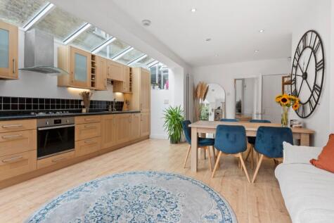 Solon Road, London, SW2