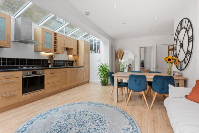 Kitchen/Reception