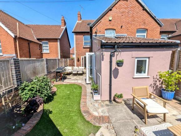 Alcombe Road, Minehead photo 4