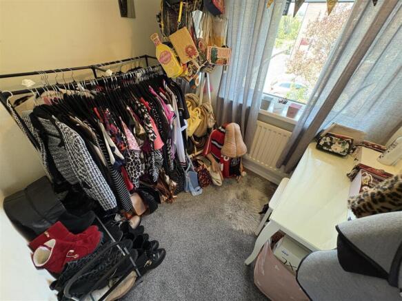 3 bed Semi-Detached for sale Image 9