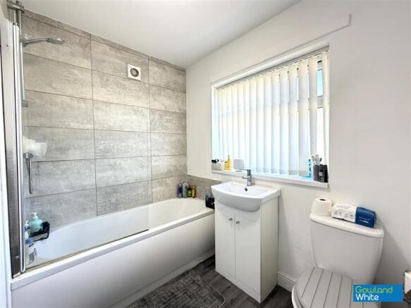 2 bed Semi-Detached for sale Image 9