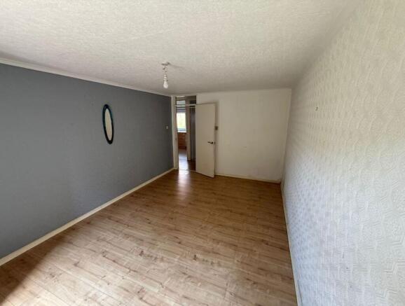 73 Hotoft Road, Leicester, LE5 1EG photo 5
