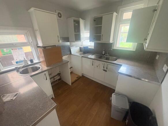 Winifred Road, Bedford photo 2