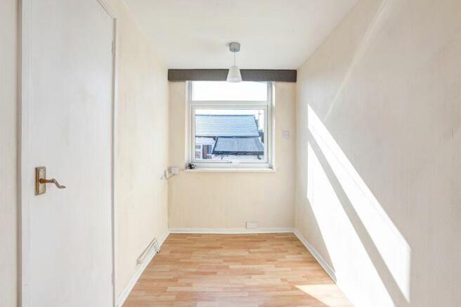 BEDROOM 1 REAR B