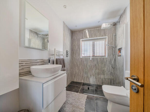 3 bed Detached Bungalow for sale Image 7