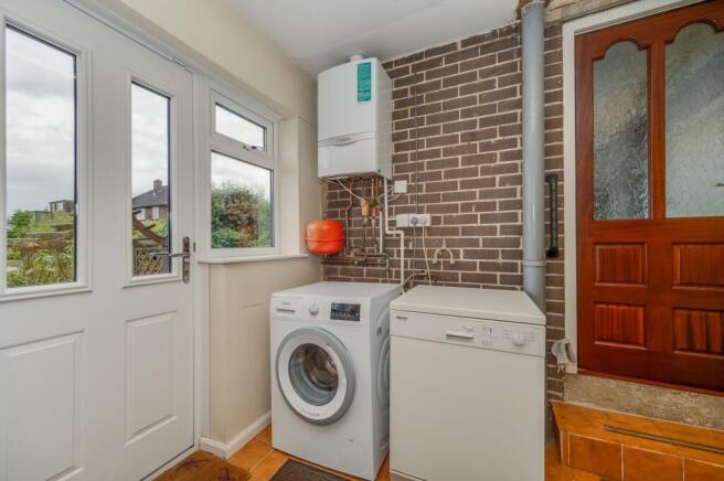3 bed Detached for sale Image 10