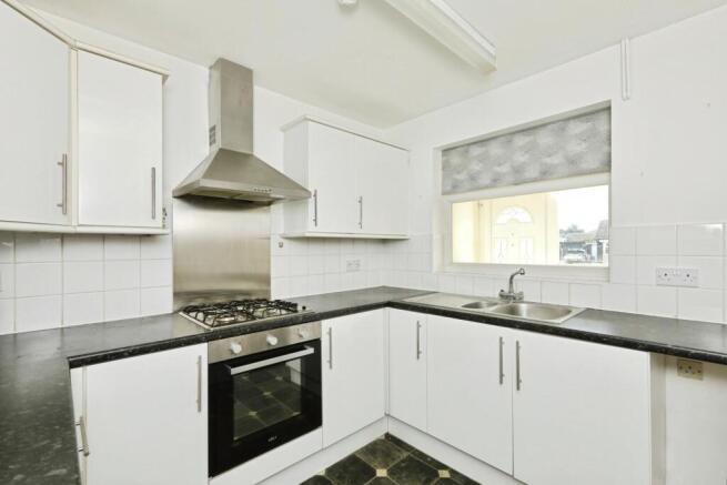 2 bed Bungalow for sale Image 5