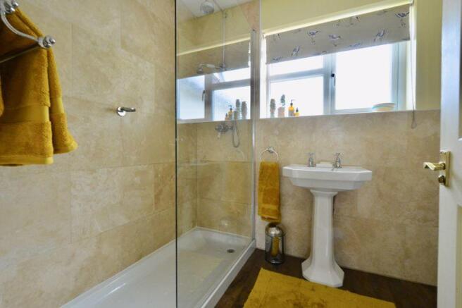 Master Ensuite