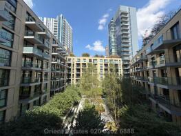 Apartment 409, 1 Kingwood House, Chaucer Gardens, London E1 8QF