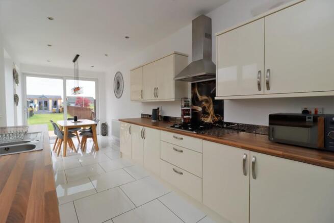 Kitchen/Dining Room