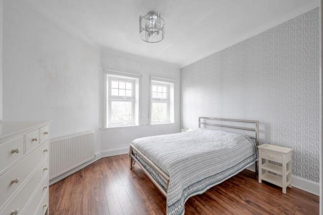 1 bed Flat for sale Image 8