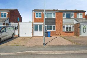16, Derwent, Belgrave, Tamworth B77 2LD