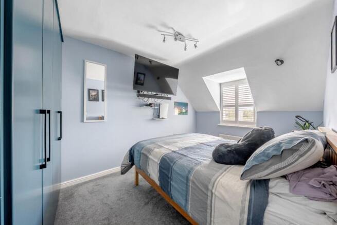 3 bed Terraced for sale Image 10