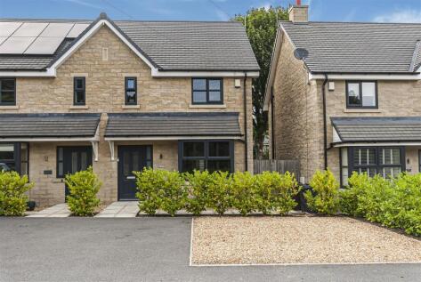 Manchester Road, Chapel-En-Le-Frith, High Peak
