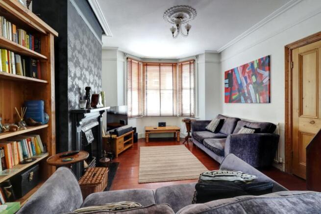 5. Living Room 2