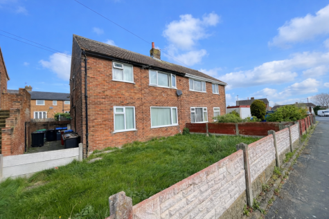 Dinmore Avenue, Blackpool, FY3