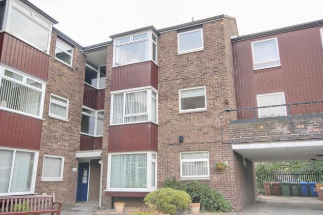 2 bed Apartment for sale Image 7