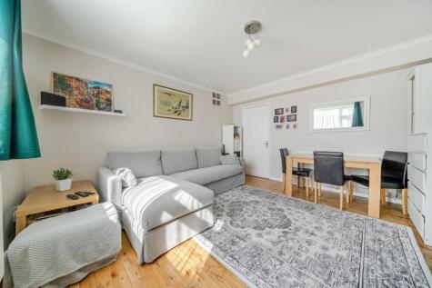 Tina Court, Ravensbourne Park Crescent, Catford, London, SE6