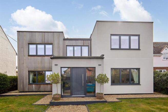 Halesworth Road, Reydon photo 4