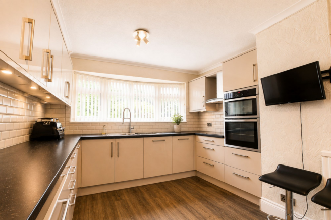 Fitted Kitchen