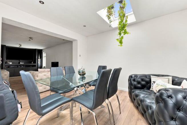 3 bed Detached Bungalow for sale Image 12