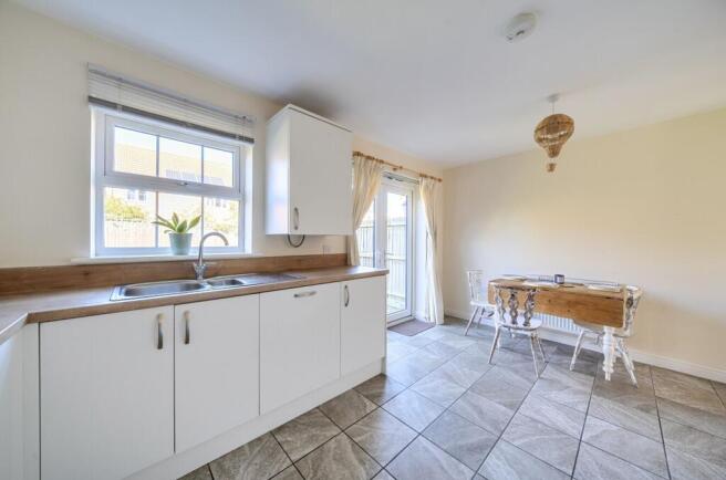 Kitchen/Dining room