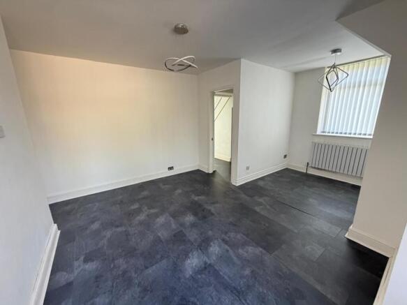 3 bed Semi-Detached for sale Image 7