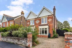 10, Beach Road, Emsworth PO10 7JS
