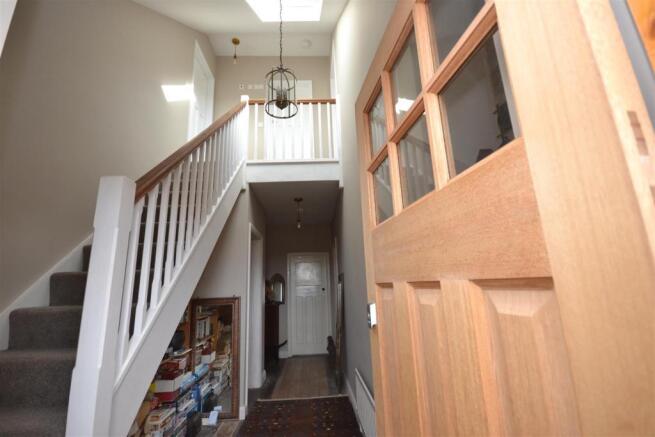 Hallway 3.JPG