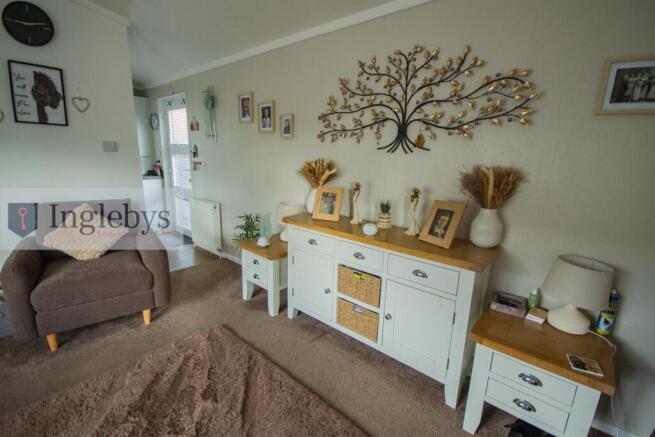 1 bed Park Home for sale Image 4