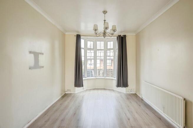 3 bed Terraced for sale Image 5