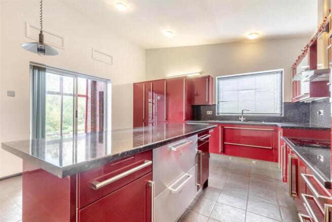 8666455-interior05.jpg