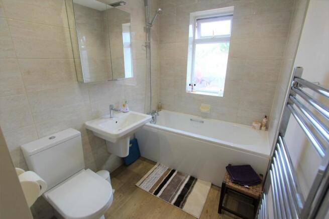 Bathroom.JPG