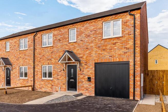 Cradge Bank New Builds Plot 4 (Spalding)-7.jpg