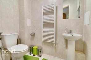 121, Varcoe Gardens, Hayes UB3 2FJ