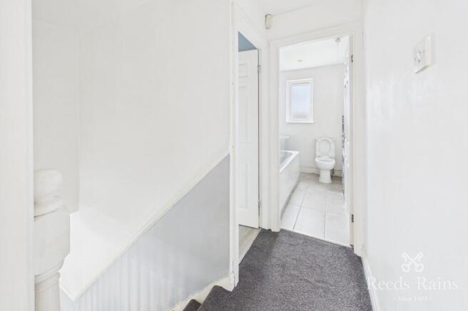 2 bed Semi-Detached for sale Image 6