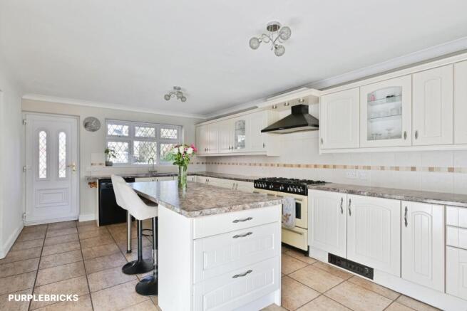 Kitchen/Breakfast