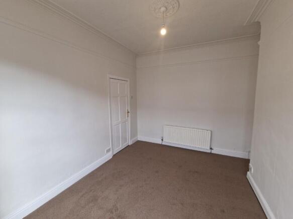 3 bed Terraced to rent Image 12