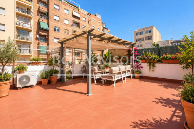 Casa-con-encanto-historico-y-gran-terraza-junto...