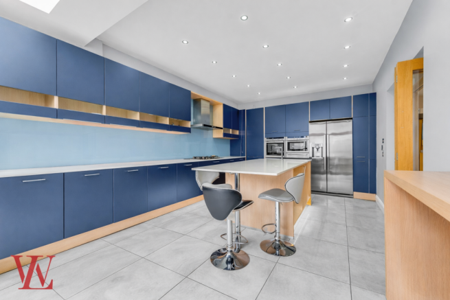 Kitchen / Breakfast Room
