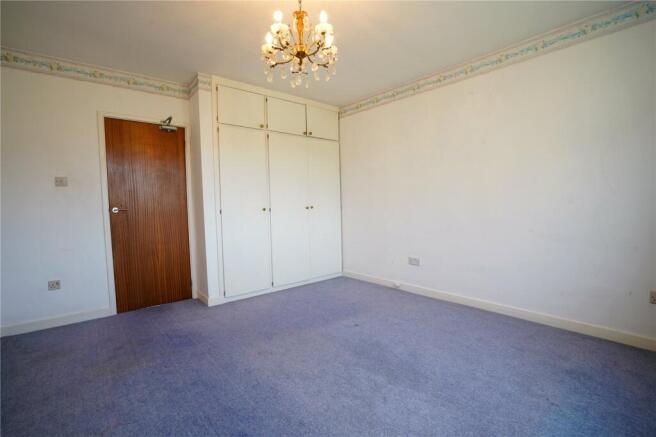 2 bed Apartment for sale Image 6