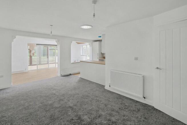 16 Barcheston Close, Oakwood, Derby, DE21 2QG