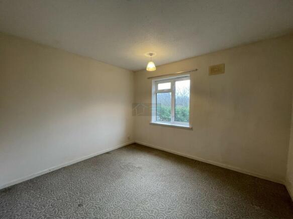 Bedroom 1a.JPG