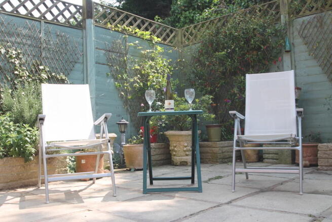 Photo 3