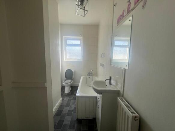 2 bed Terraced for sale Image 10