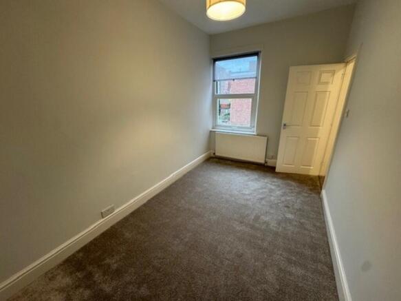 2 bed Terraced to rent Image 9