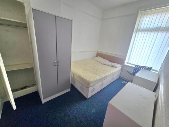 3 bed Terraced for sale Image 10