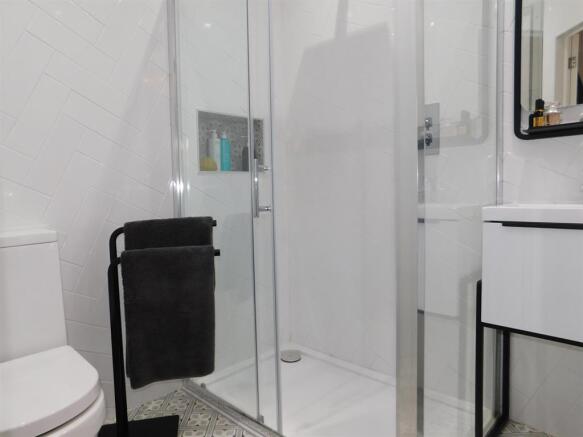 ensuite 1