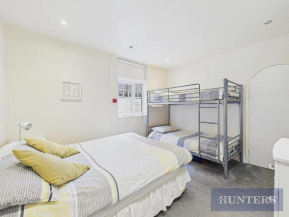 6 bed Terraced for sale Image 6